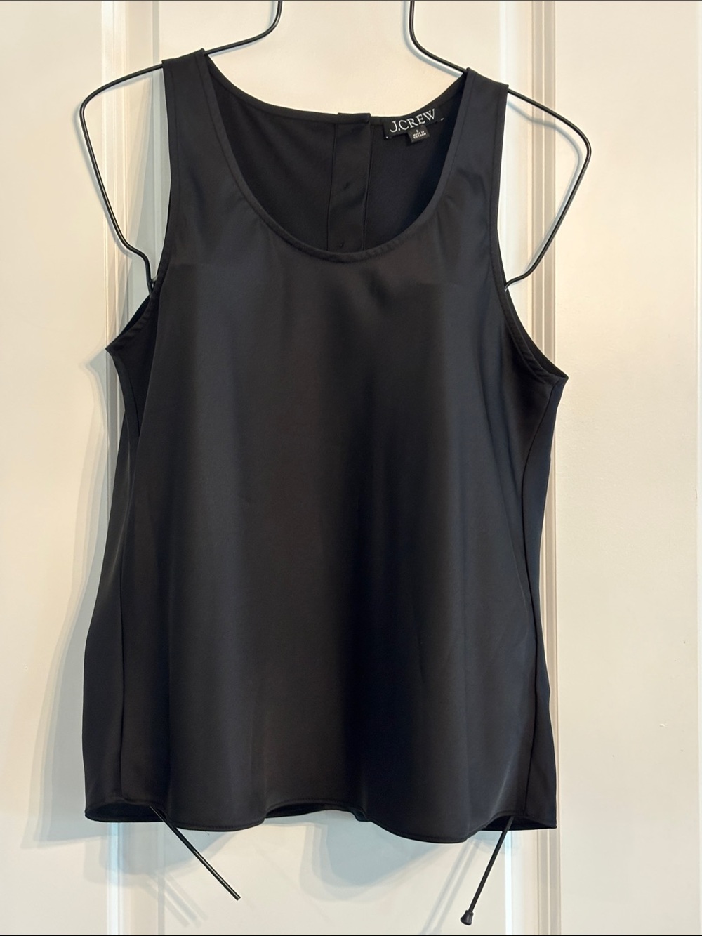 J. Crew Women’s Black with Gold Buttons Scoop Neck Lightweight Top. Small